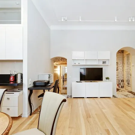 Center Gertrude Street Cozy Apartament דירה ריגה